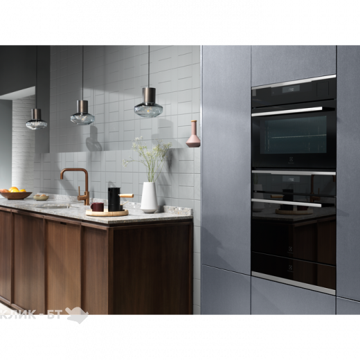 Духовой шкаф Electrolux OKA9S31WX