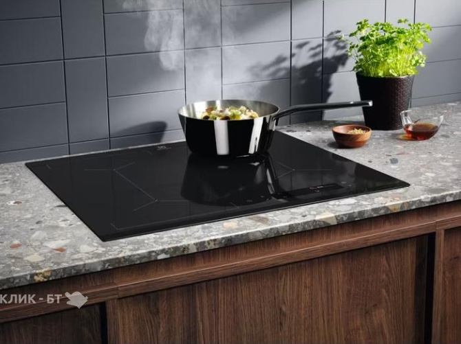 Варочная поверхность ELECTROLUX EIS6648