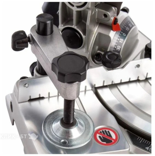 Пила торцовочная Makita DLS600Z