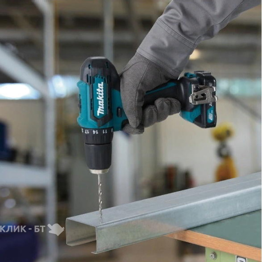 Дрель-шуруповерт Makita DF333DZ