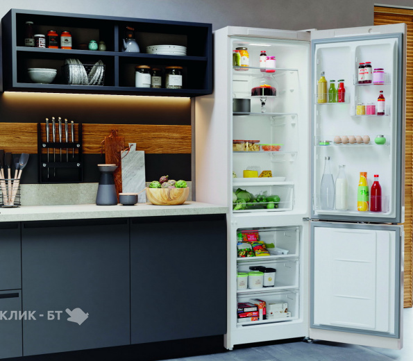 Холодильник HOTPOINT-ARISTON HTNB 5201I M