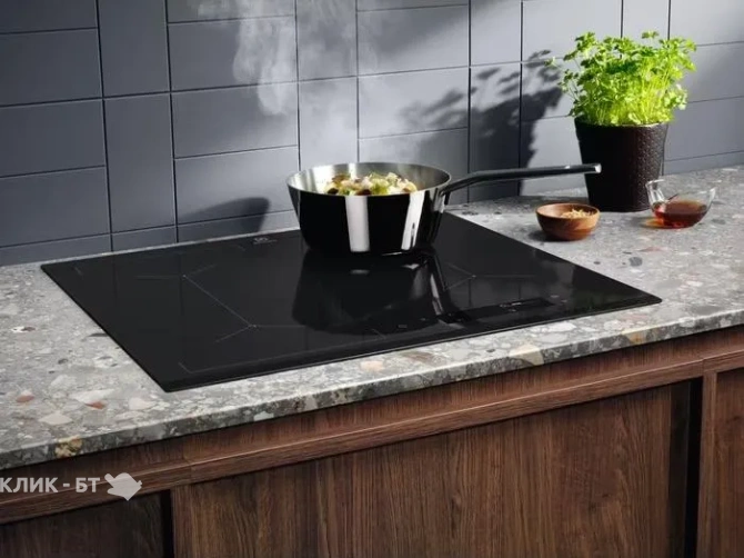 Варочная поверхность ELECTROLUX EIS6448
