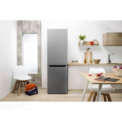 Холодильник INDESIT DS 4180 S B