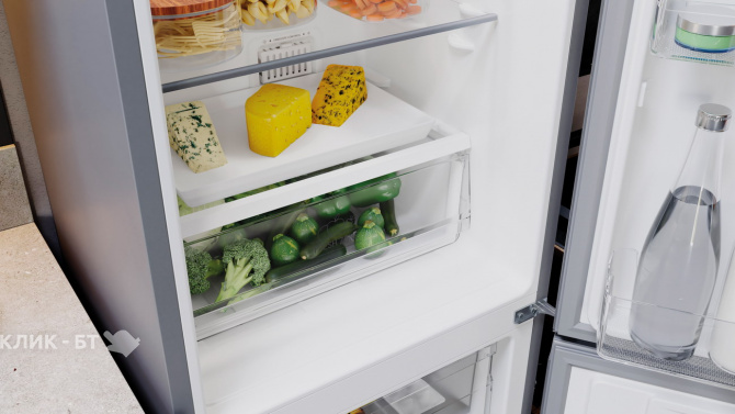 Холодильник HOTPOINT-ARISTON HT 5201I S